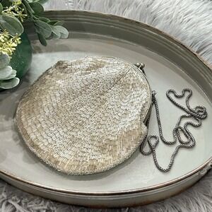 Vintage La Regale Silver Beaded Handbag Kiss Lock Evening Bag Clutch Purse Bugle